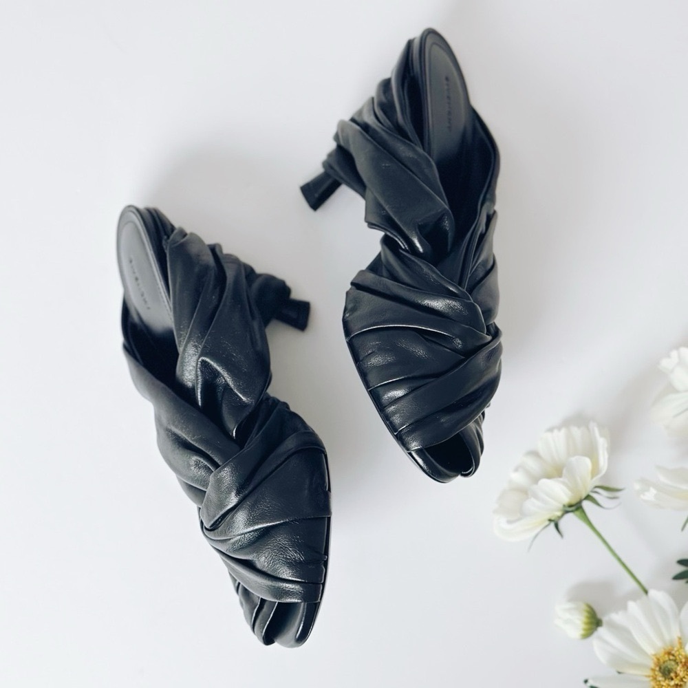 Givenchy Women’s Show Twist Leather Mule Pumps Black - Picture 7 of 13
